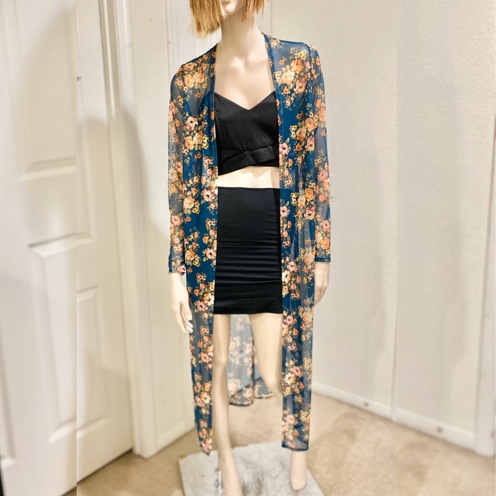 Persaya Floral Mesh Kimono M